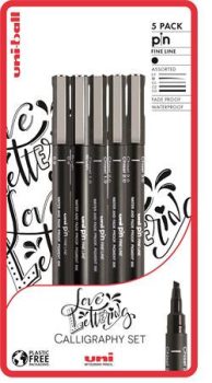 Rajzmarker készlet, UNI PIN "Love Lettering", 5 különböző vonalvastagság, fekete